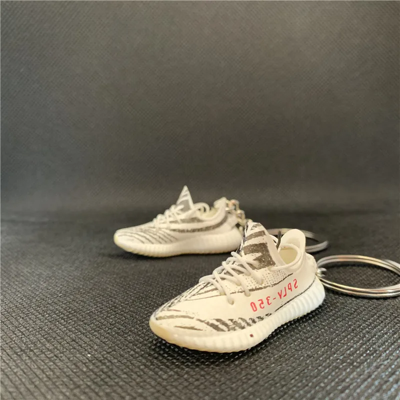 

Custom Logo Sport Soft PVC Rubber Basketball Shoes Custom Mini 3d Sneaker Keychain