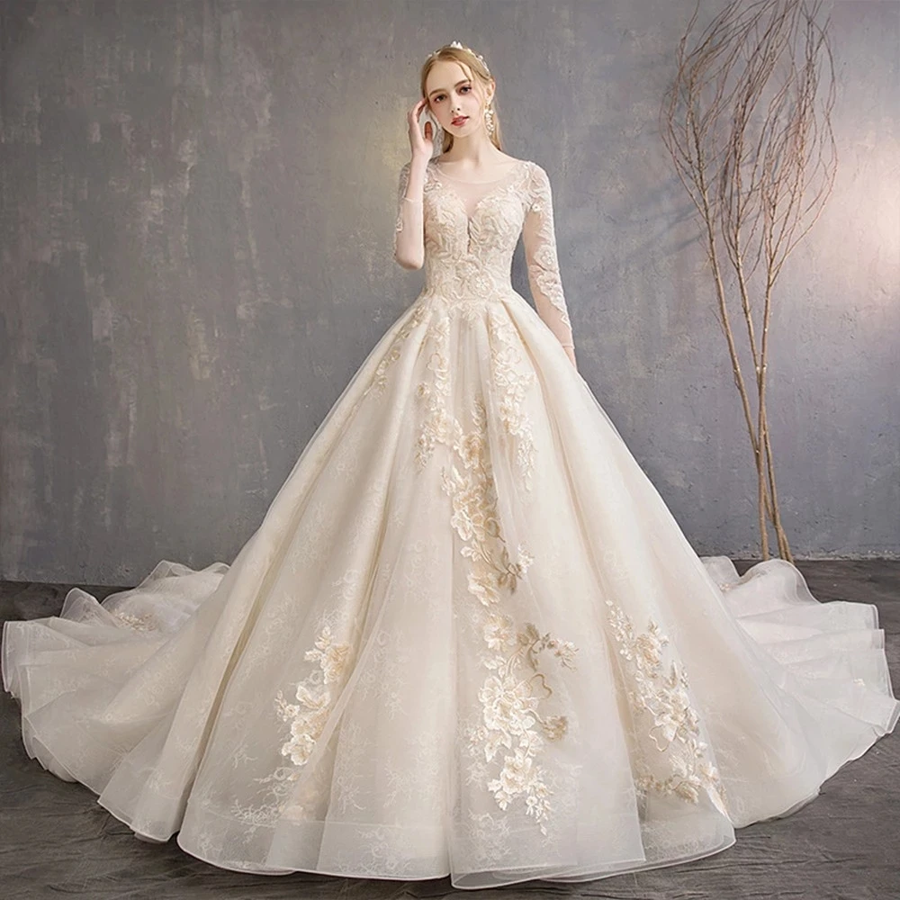 Plus Size Luxury Bridal Gown Lace Wedding Dress Long Sleeve A Line Chapel Train Wedding Dresses