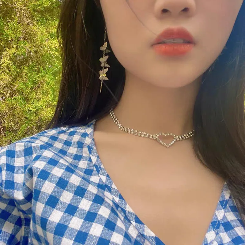 

Ladies ice out tennis chain rhinestone bling heart necklace, As pic