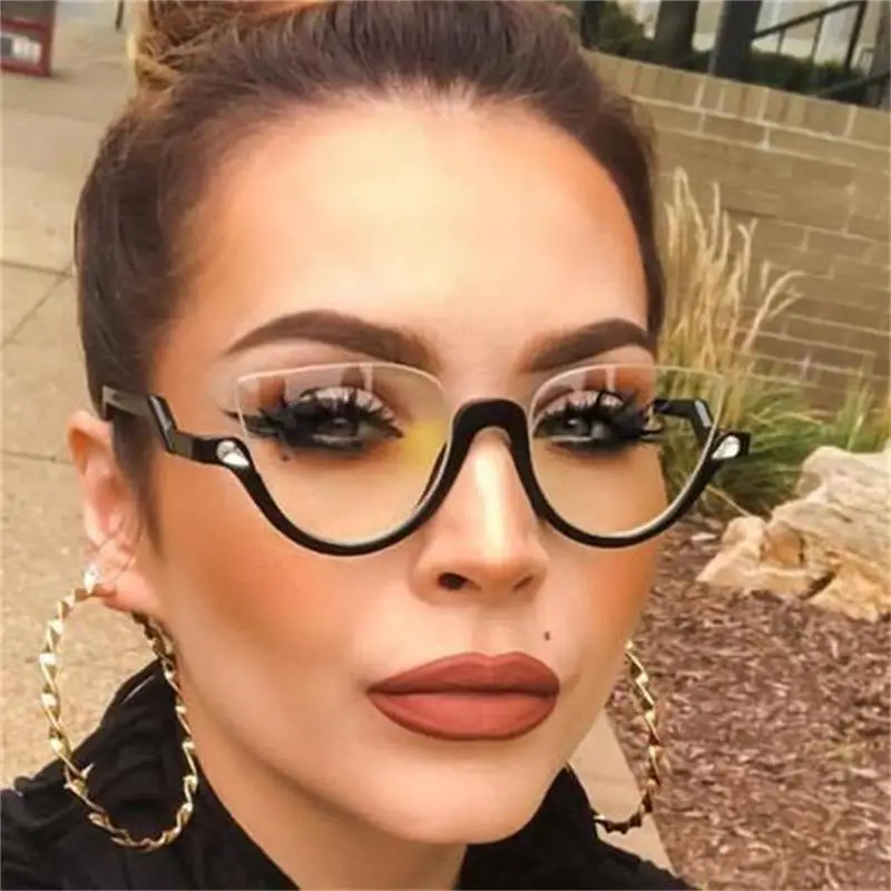

Vintage Half Frame Cat Eye Sunglasses Clear Lens Rhinestone Decoration Classic Sun Glasses Luxury Brand Designer Sexy Shades