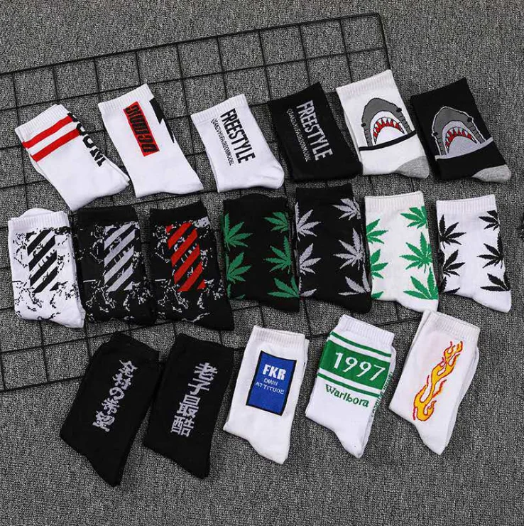 

Black maple leaf trend fashion casual basketball socks Adult tube cotton socks wholesale, Multi color