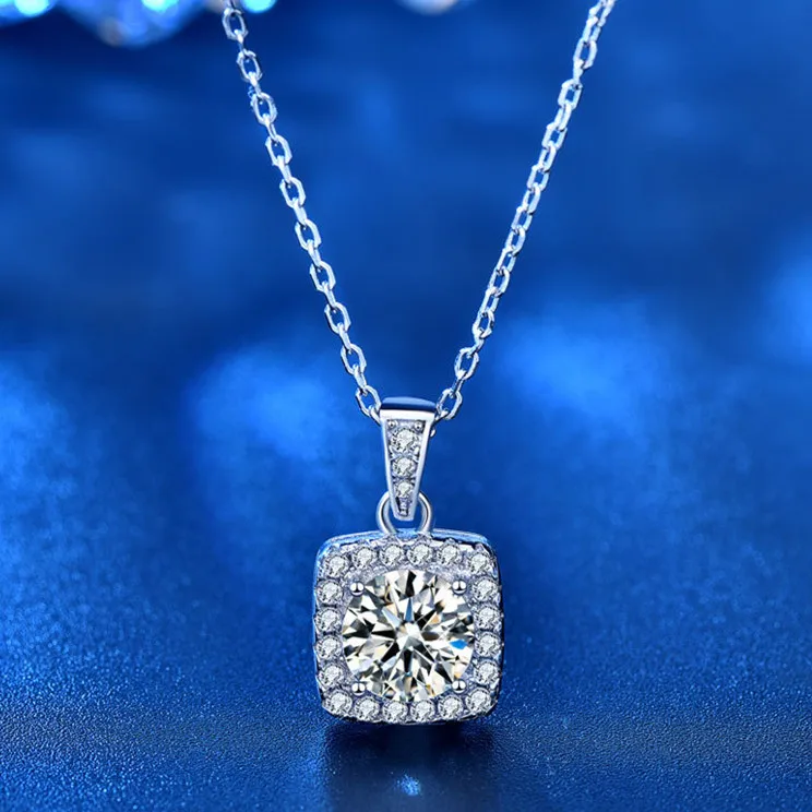 

New Arrival Diamond Test Past 1 Carat D Color Moissanite 4 Claw Pendant Necklace Silver 925 Original Petal Gemstone Necklace