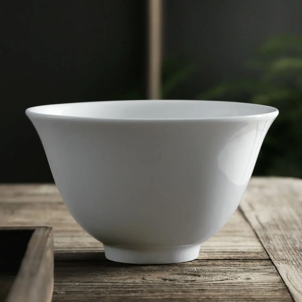 

Factory Wholesale Light Blue White 4.5/5/6 Inch Small Ceramic Rice Bowls Restaurant Porcelain Serving Soup Bowl