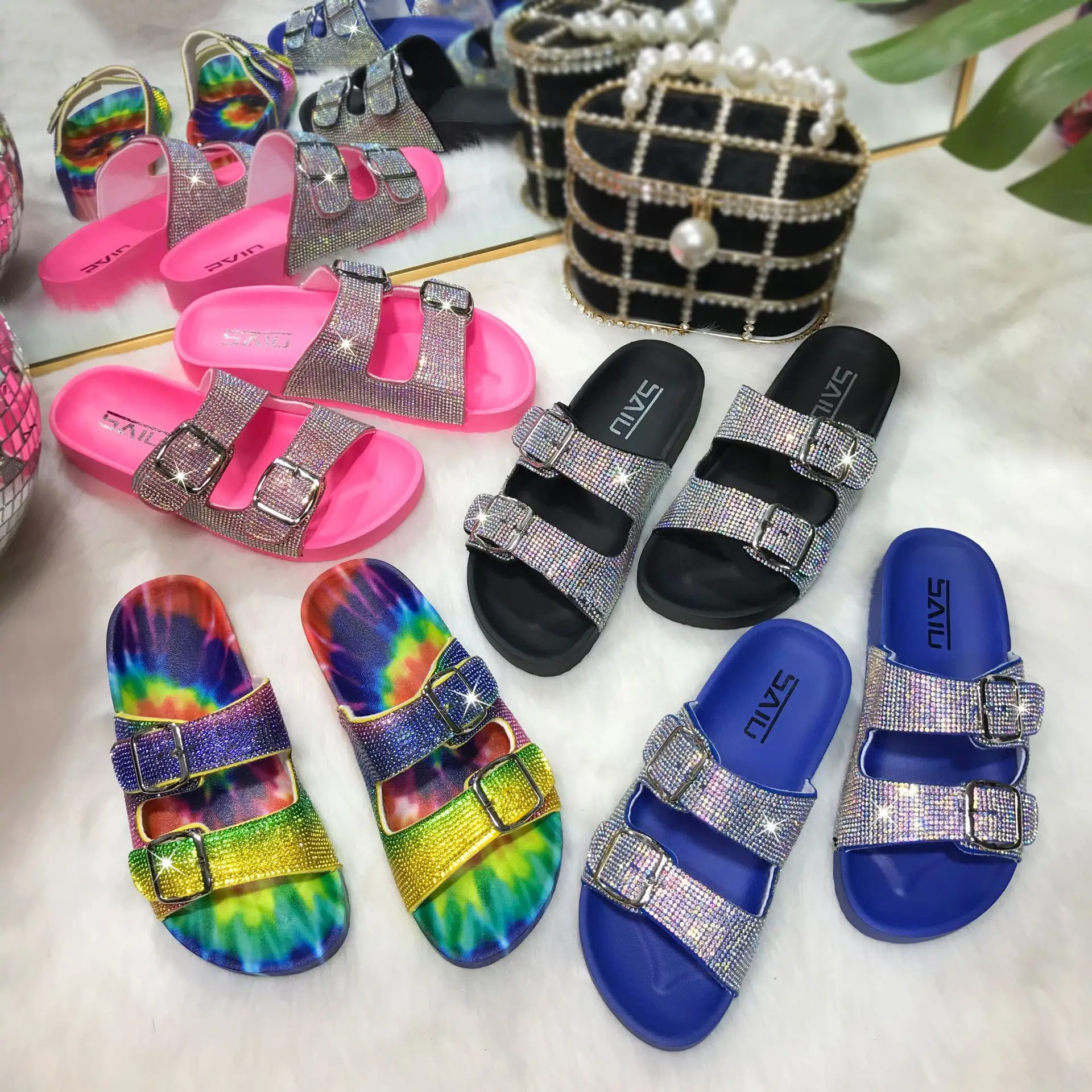 

Drop Shipping Summer Fashion Color Double Buckle Rhinestone Flat Sandals Slippers Luxury For Women, Picture