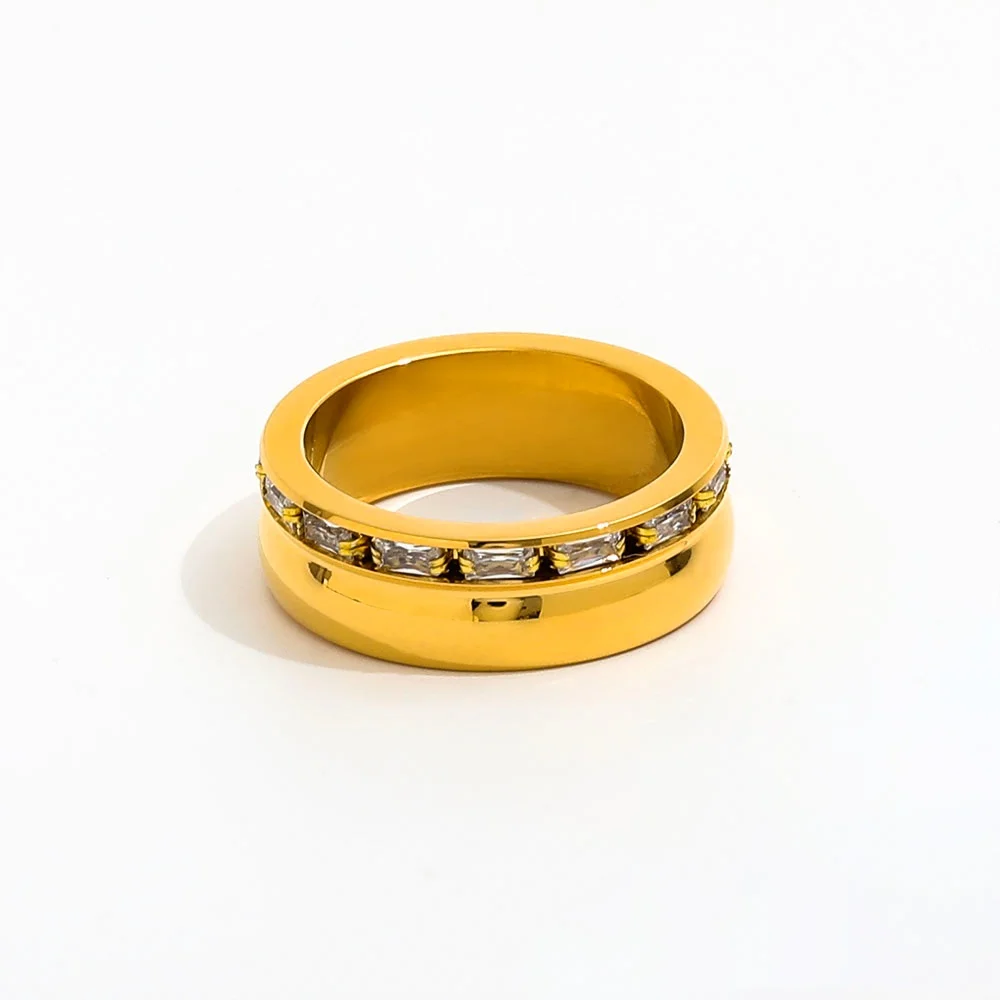 High End Trendy Stainless Steel Finger Ring 18K Gold Plated Rectangle Zirconia Surround Stylish Spiner Ring for Gifts