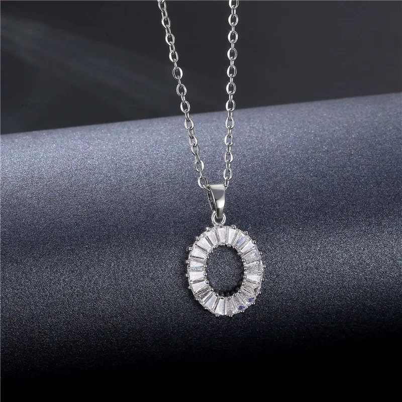 

Luxury Stainless Steel Chain Square Diamond Oval Pendant Necklaces Crystal Rhinestone Geometric Hollow Round Pendant Necklaces