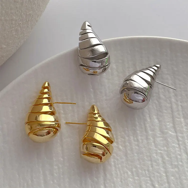 

SC New Design 18K Gold Plated Chunky Statement Teardrop Earrings Lightweight Hollow Spiral Spring Waterdrop Earrings Women