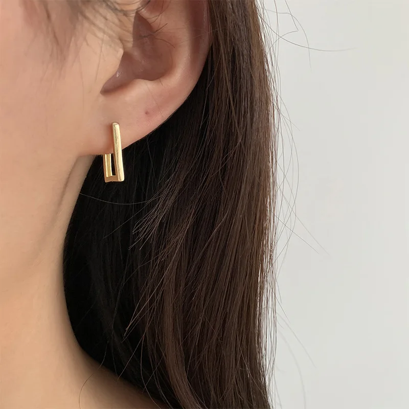 

Personality Hip Hop Exquisite Ear Buckle Silver Earrings Commuter Simple Square Hollow Earrings, Picture shows