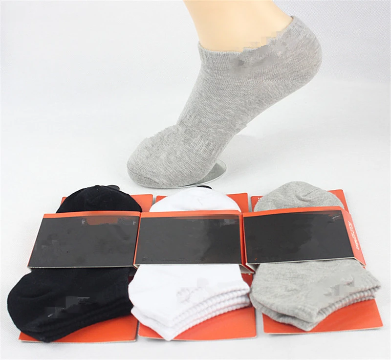 

High Quality Hot Sale Custom Cotton Sport Socks Adult Basketball Tick Marks Socks