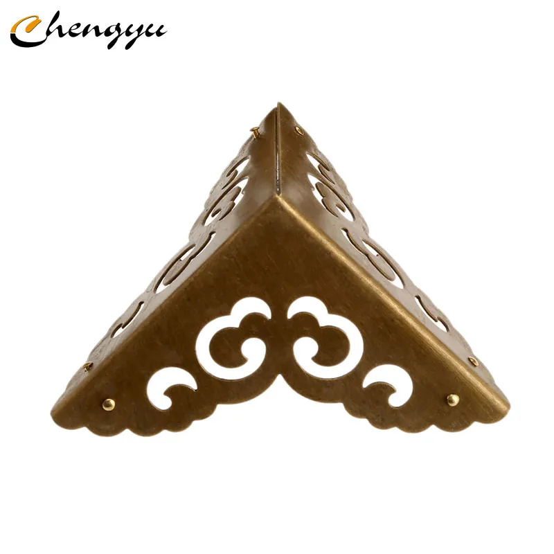 

8cm Copper Chinese Retro Carved Crafts Protector Brass Table Edge Corner Wooden Case Jewelry Box Triangle Decorative Corner, Brass/bronze