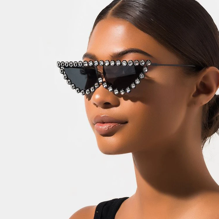 

Kenbo Luxury Diamond Sunglasses Women Rhinestone Frame Cat Eye Sun glasses Sunglasses 2020