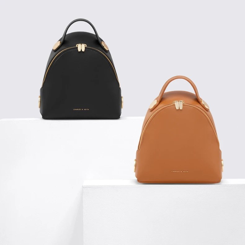

2020 new Women's spring and summer new metal round buckle shoulder bag fashion wild solid color crossbody bag