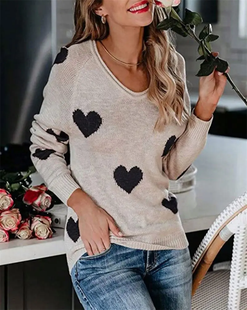 

2021 C10 Custom Logo Cute Women Winter Fall Cashmere V Neck Oversized Knit Ladies Woolen Plus Size Love Roses Sweaters Tops