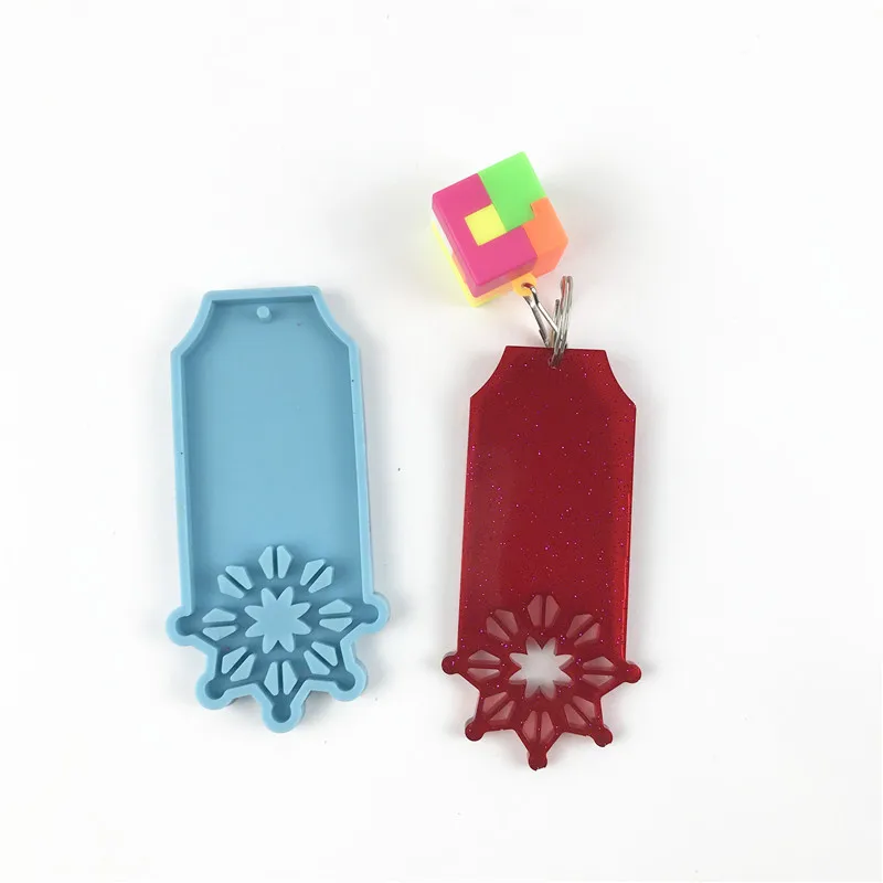 

1067 gift tags silicone molds, Random