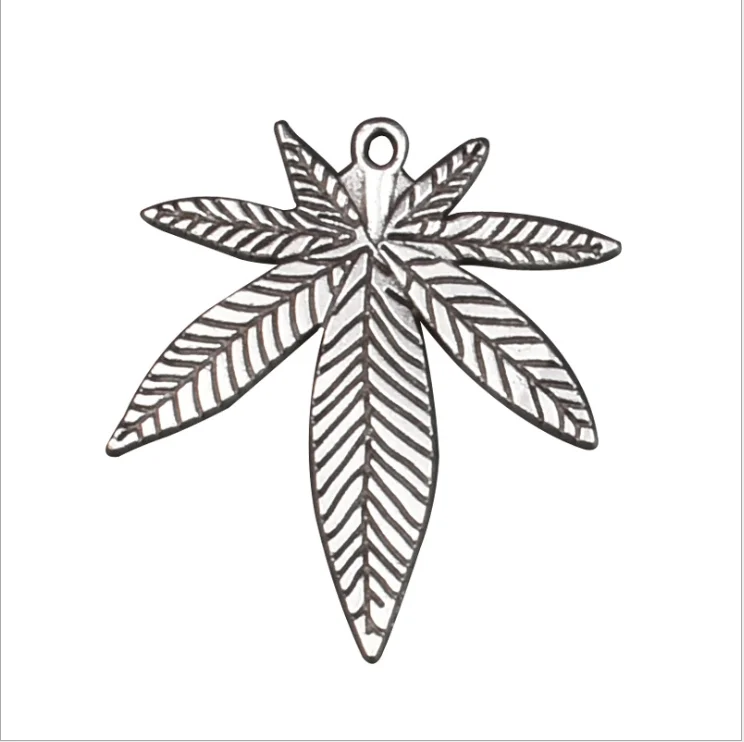 

factory direct sales Creative Metal Maple Leaf Alloy DIY Accessories Necklace Pendant Accessories New arrival TP-220058