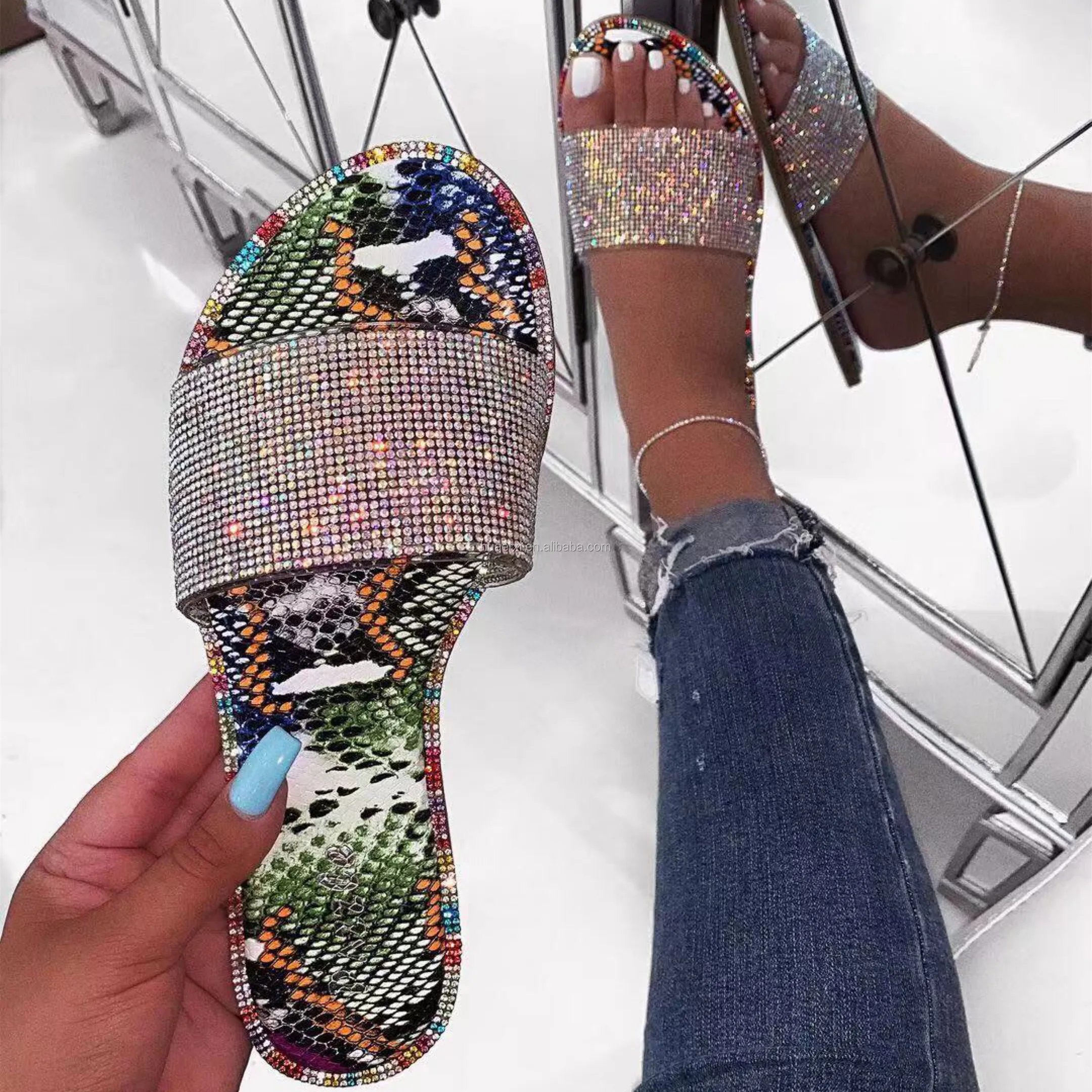 

Wholesale women rhinestone sandals lady sexy Fluorescent slides women flat slippers diamond slides snakeskin flat slippers