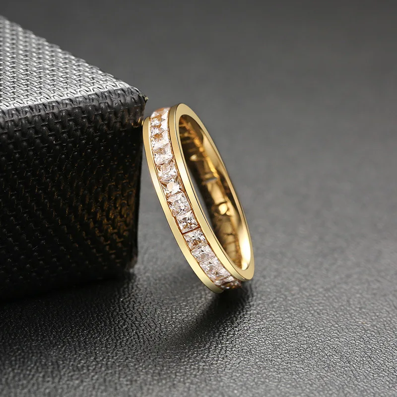 

Ins Chic Bling Diamond Stainless Steel Rings 18K Gold Plating Roman Numeral Rhinestone Finger Rings