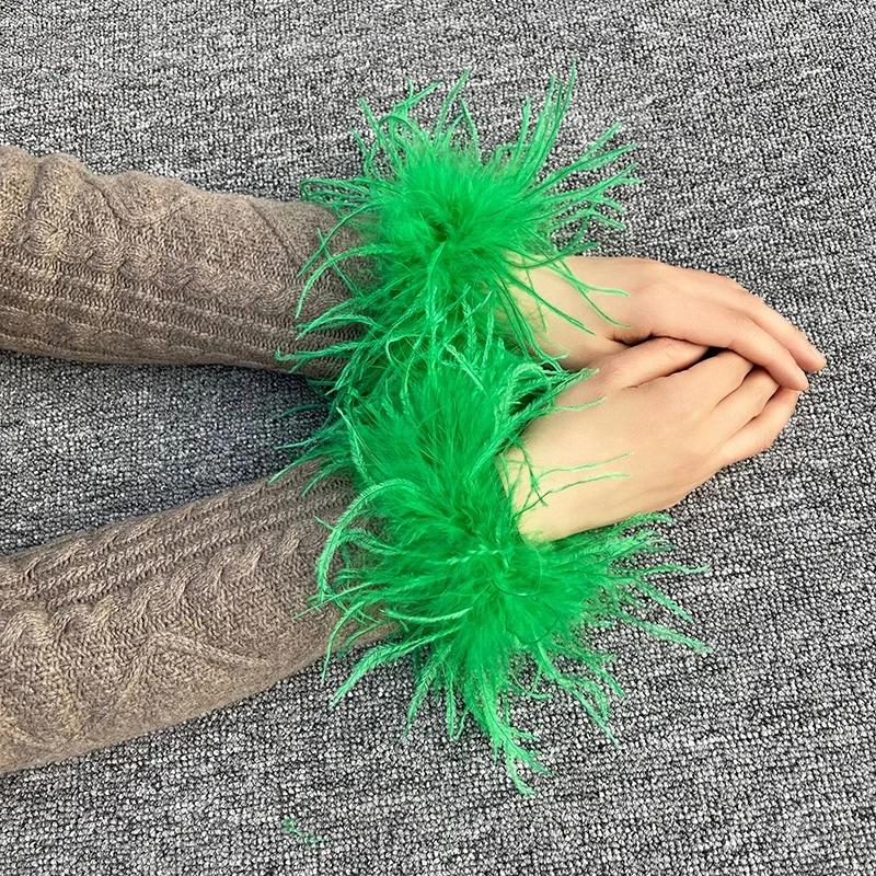 

2022 New Long Ostrich Feather Clap Slap Bracelet Turkey Fur Wristband Detachable Real Feather Fur Cuffs