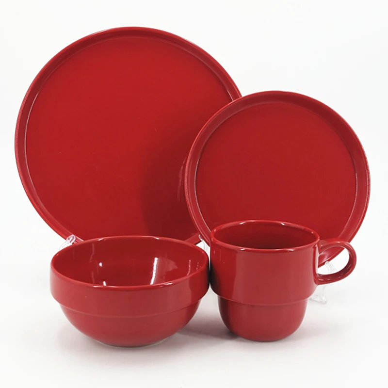 Купить красную посуду. Красная посуда. Посуда красного цвета. Красная керамическая посуда. Набор столовой посуды красный.