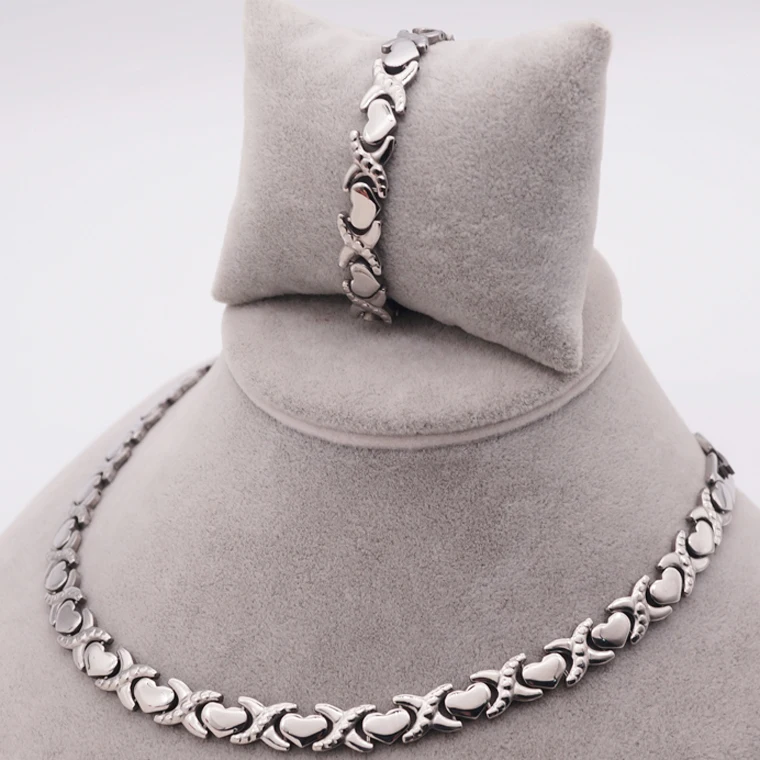 

China Brilliant Heart Jewelry 316L Stainless Steel XOXO Dress up Sets, Steel color