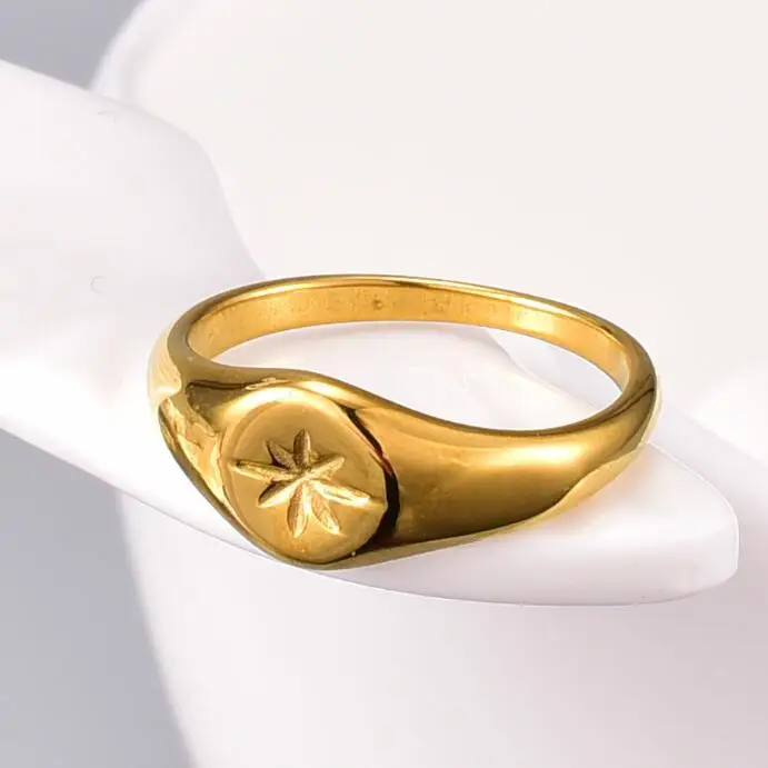 

Simple Stainless Steel 18K Gold Plated Engraved Flower Finger Ring Titanium Steel Irregular Six-point Star Symbol Rings Jewelry, Picture shows