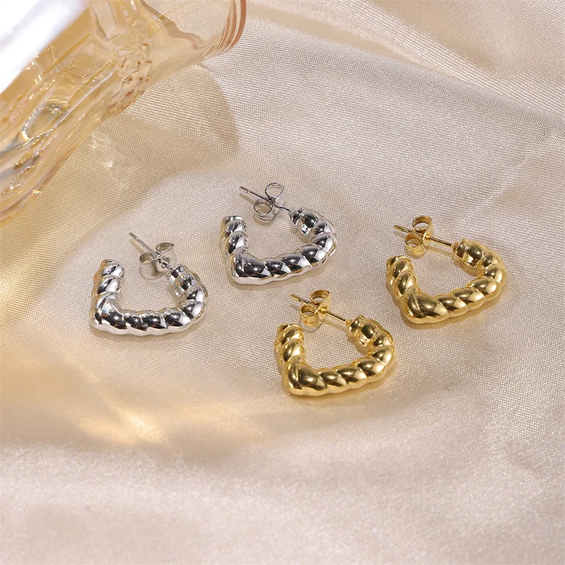 

Fashion Jewelry Stainless Steel 18K Gold Plated Twisted Heart Hoop Earrings