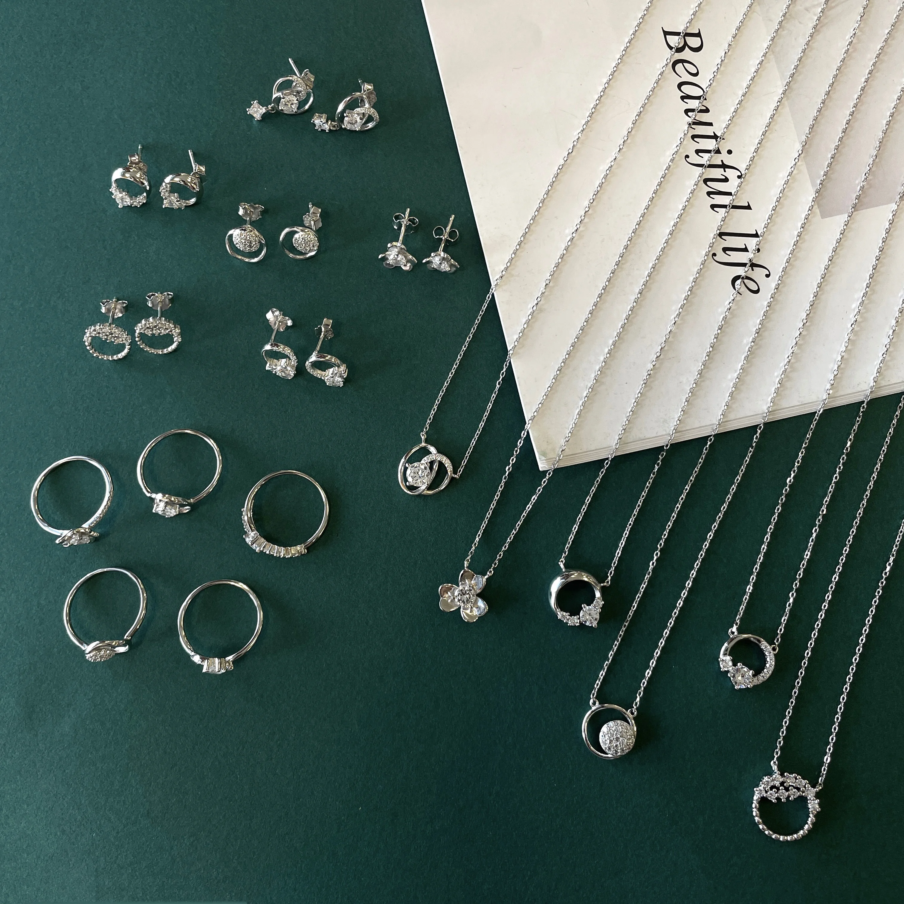 

Fashion Style Gift Cubic Zircon Cz Sterling Silver 925 Necklace Rhodium Plated Chains Women Stud Earrings Bridal Jewelry Set