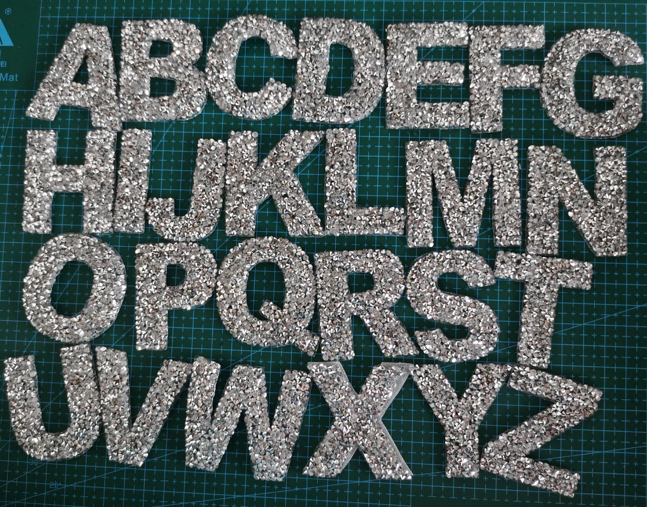 

GUGUTREE embroider sequined ABC appliques,letter beaded rhinestone patch,alphabet letters patches badges, ZS-206310
