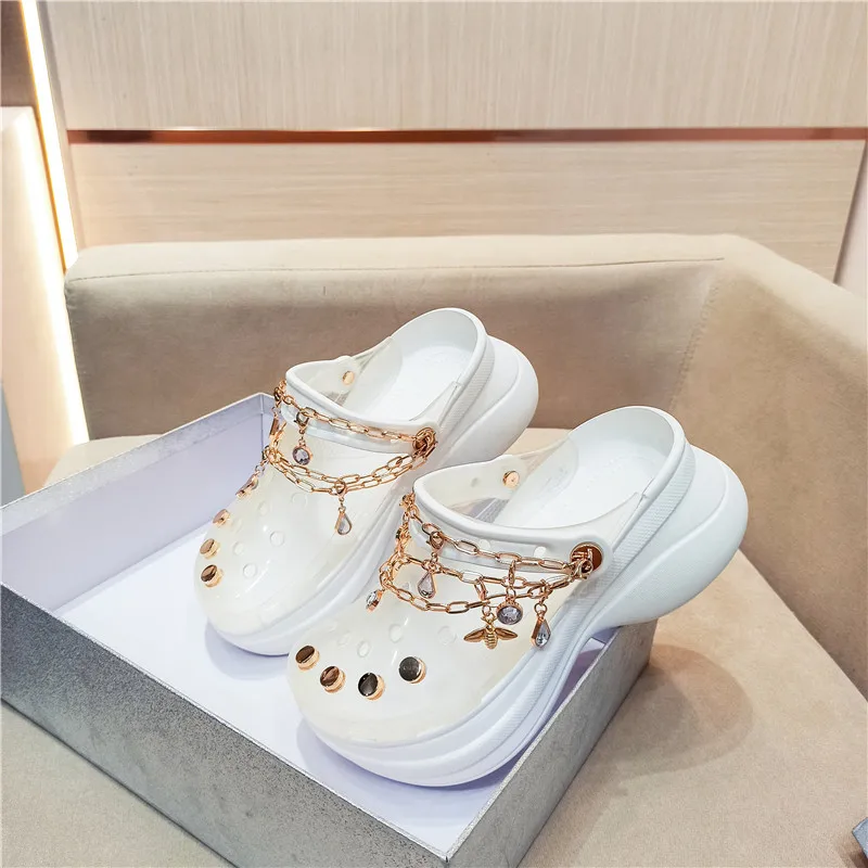 

Hot Wholesale Shoes Women Sandals Cave Shoes New Transparent Crystal Jelly Thick Soled Dad Shoes Sandals Baotou Slippers, As picture