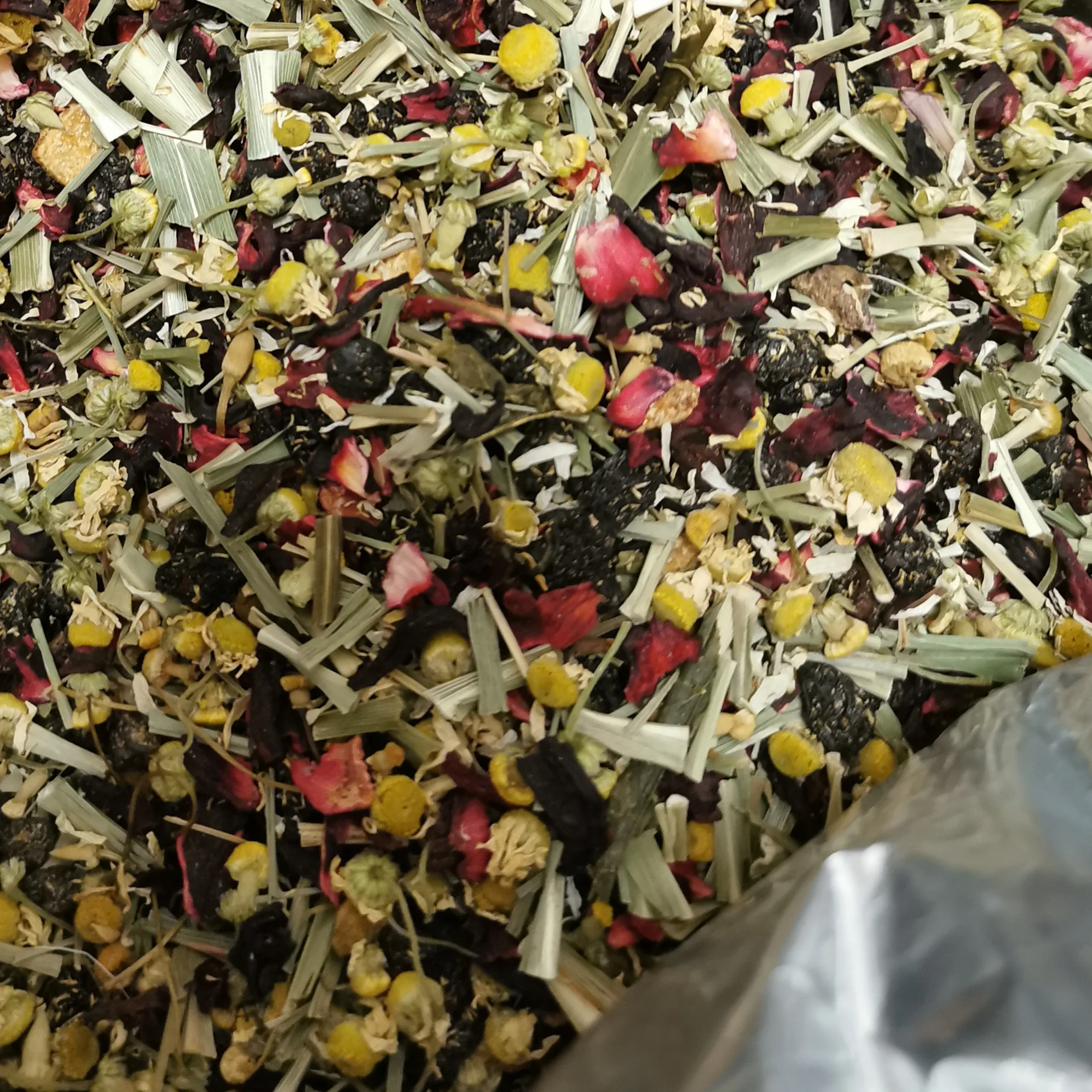 Loose Flavoured Tea Blending Tea with Herbal Blends and Fruit Tea Blend - 4uTea | 4uTea.com