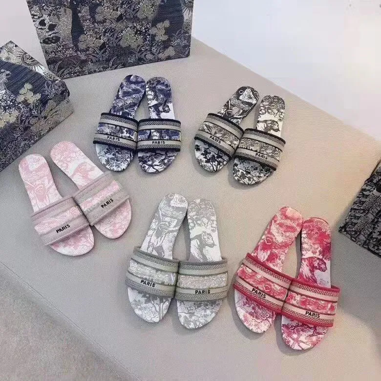 

2022 new cd summer Embroidery Letters beach women famous brand luxury custom ladies slipper sandal designer slippers, Black,brown,white