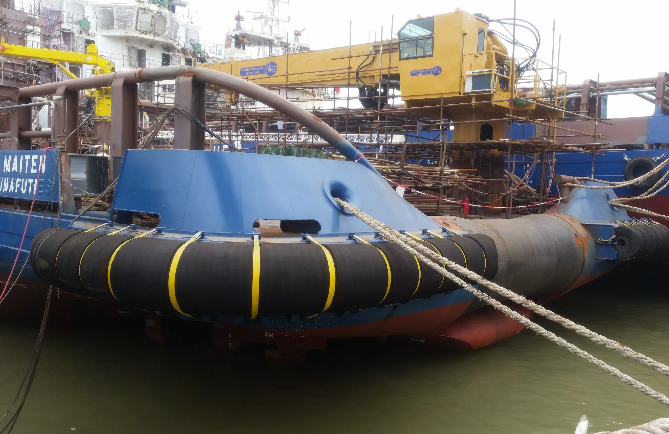 Cylindrical Type Rubber Boat Fender Buy Rubber Fender For Ship Or