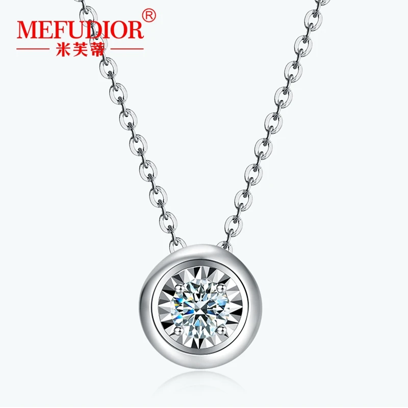 

18 k gold custom round Moissanite diamond pendant necklace