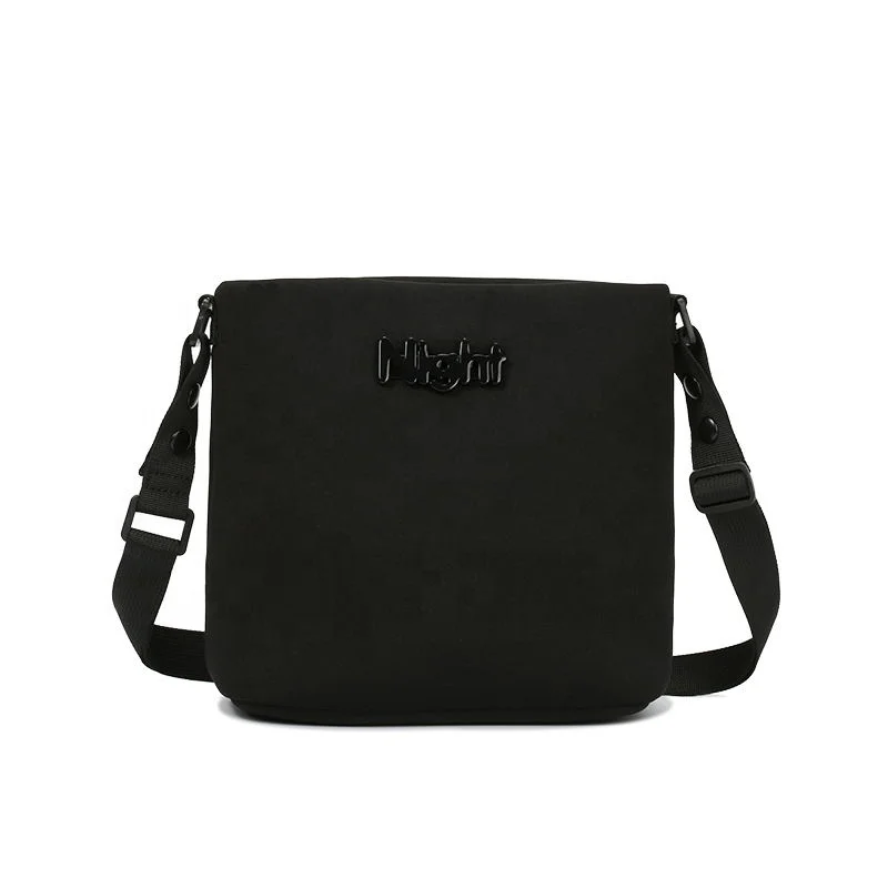 

2021 New Arrivals Japan Style Messager Bags with Snow melting Logo Design for Men and Women