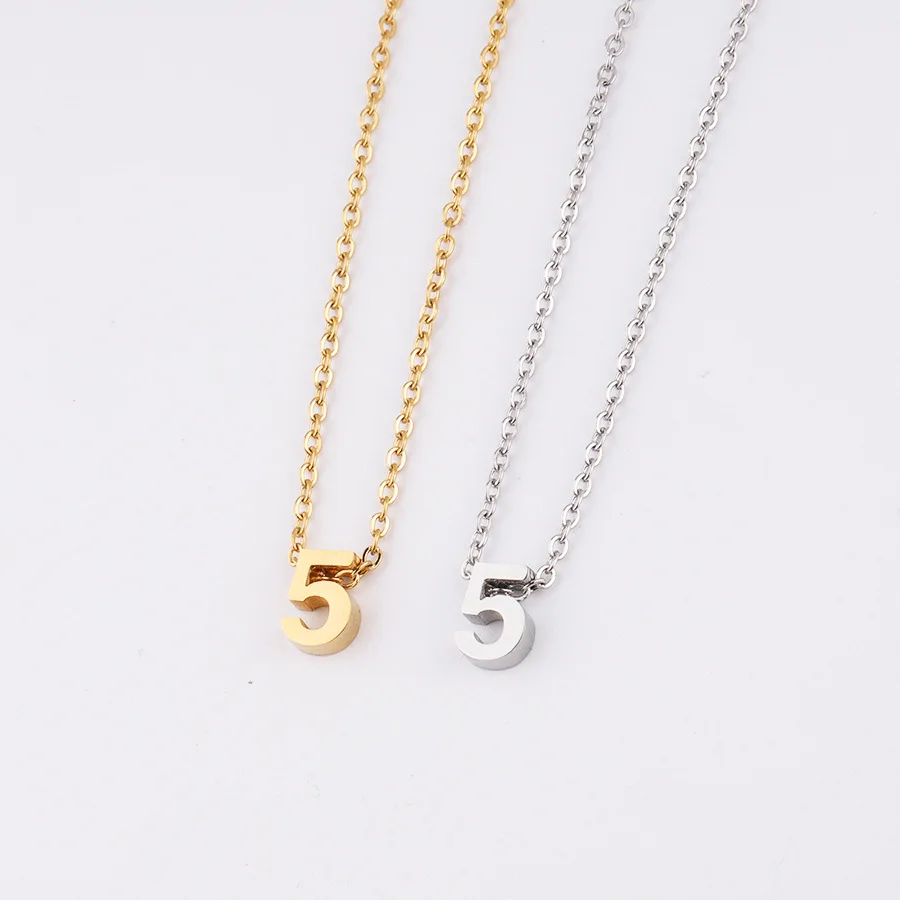 

Personalized Style 316L Stainless Steel Lucky Number Pendant Necklace Custom Number Necklace For Gift