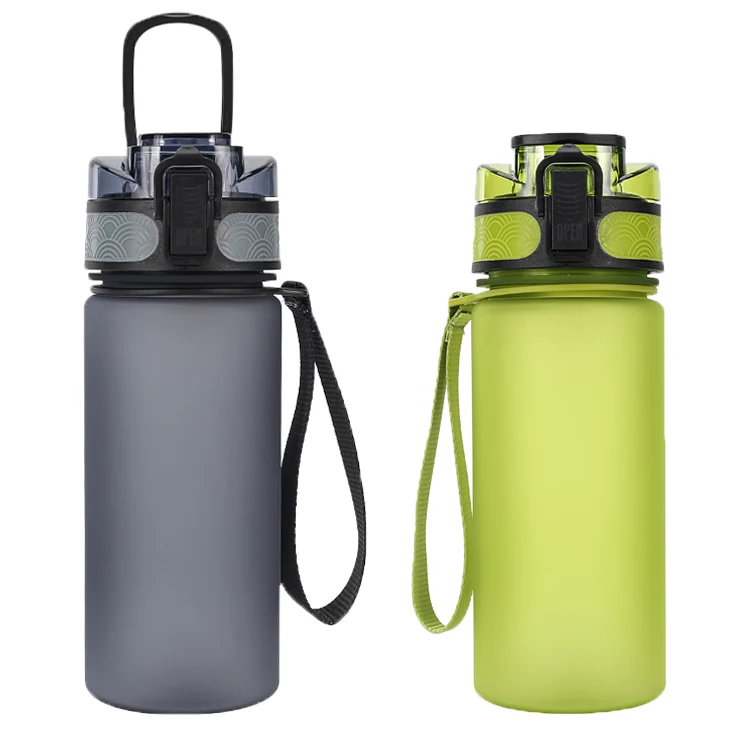 

2020amazon hot sellers 700ml Dust cover BPA Free Portable Plastic Water Bottles Tritan material cup cover leakproof customized, Customized color