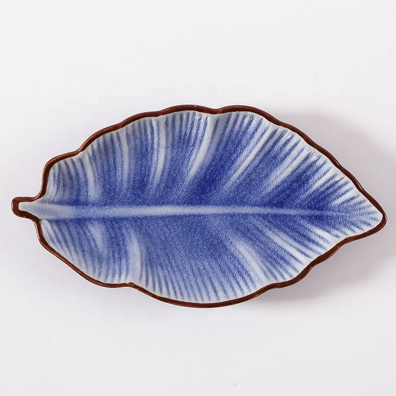 

Novelty Creative Design Irregular Leaf Shape 7" Ceramic Sauce Dishes Ice Crack Seasoning Soy Dish Plate