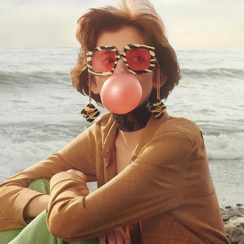 

I vision Metal frame with pearl inlaid legs T-122Sunglasses