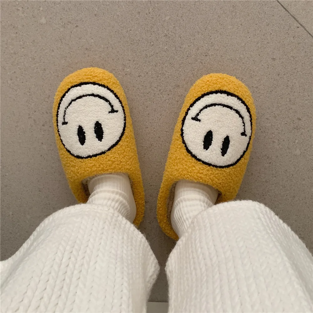 

Wholesale cute smile face pattern smiley slipper large size ladies winter indoor flat warm house slippers for wome, Customized color