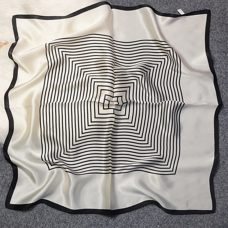 

Wholesale Custom Digital Printing Square Silk Scarves 100% Silk Scarf Printed Logo for Women