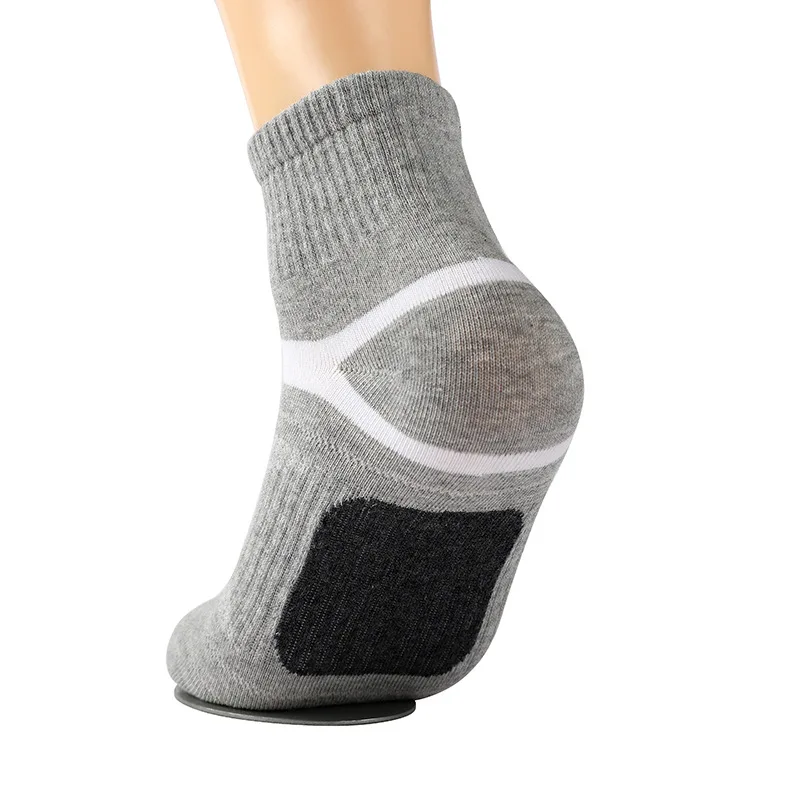 

Free sample2021 cotton custom designer oem sock sport socks cotton calcetin antideslizante knit socks for men
