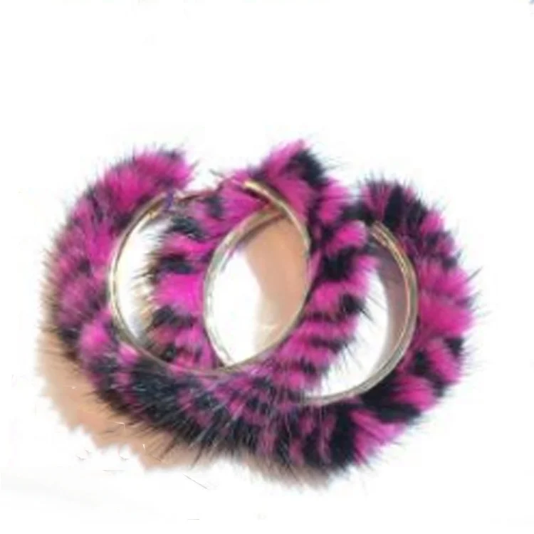 

2020 Hot Selling Geometric Arc Mink Earring Leopard print Winter Drop Earring Big Circle Fur Hoop Earrings, As picture display.