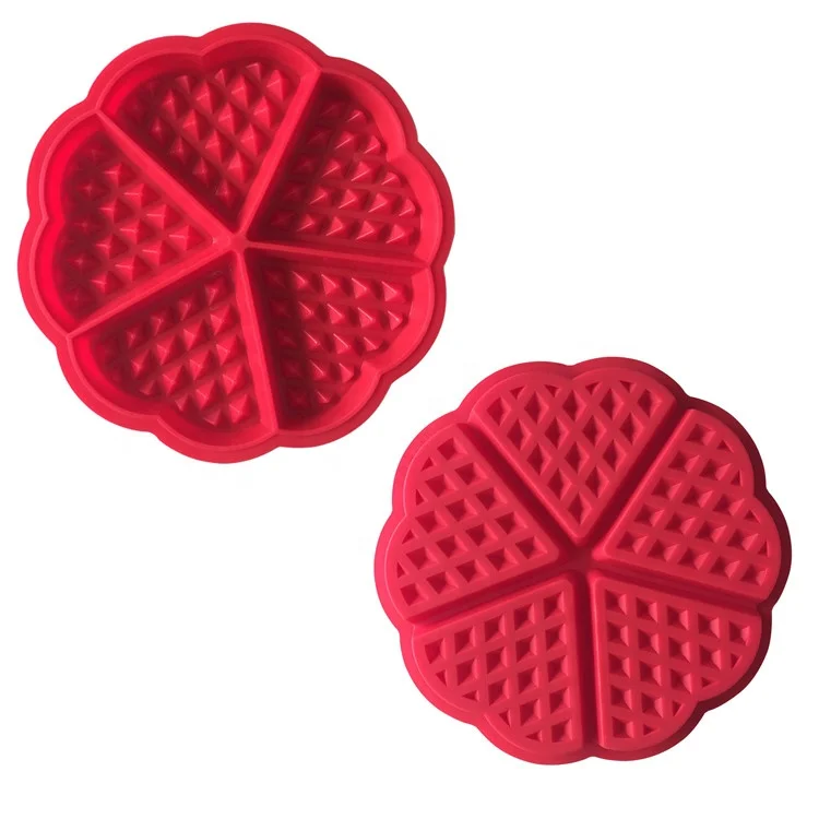 

5 heart-shaped silicone waffle molds Baking tools Cake DIY mold