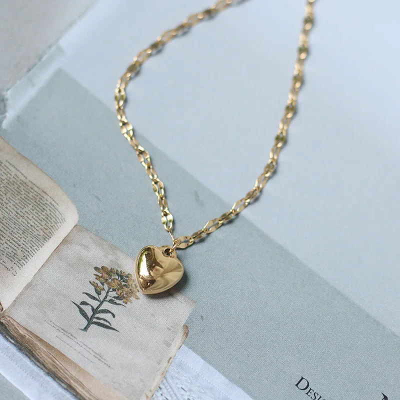

Minimalist Love Heart Charm Bracelet 18K Gold Stainless Steel Bracelet Women