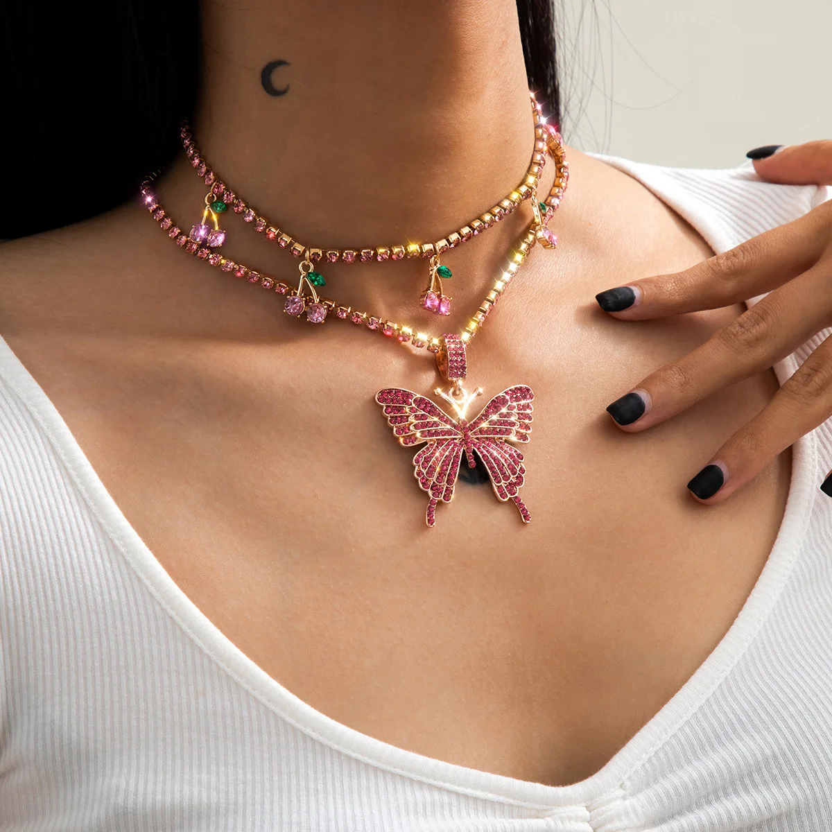 

Statement Pink Crystal Rhinestone Butterfly Charm Necklace Daimond Tennis Chain Cherry Butterfly Pendants Collar Necklace, Picture shows