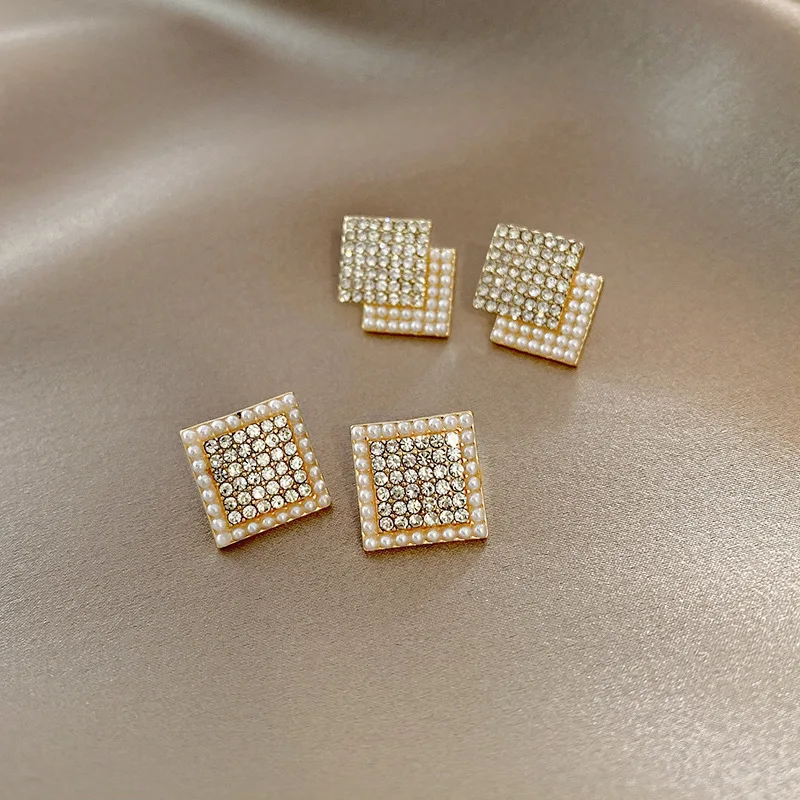 

Newest Arrival 18K Gold Plated Cubic Zircon Geometric Square Stud Earrings Crystal Rhinestone Pearl Earrings