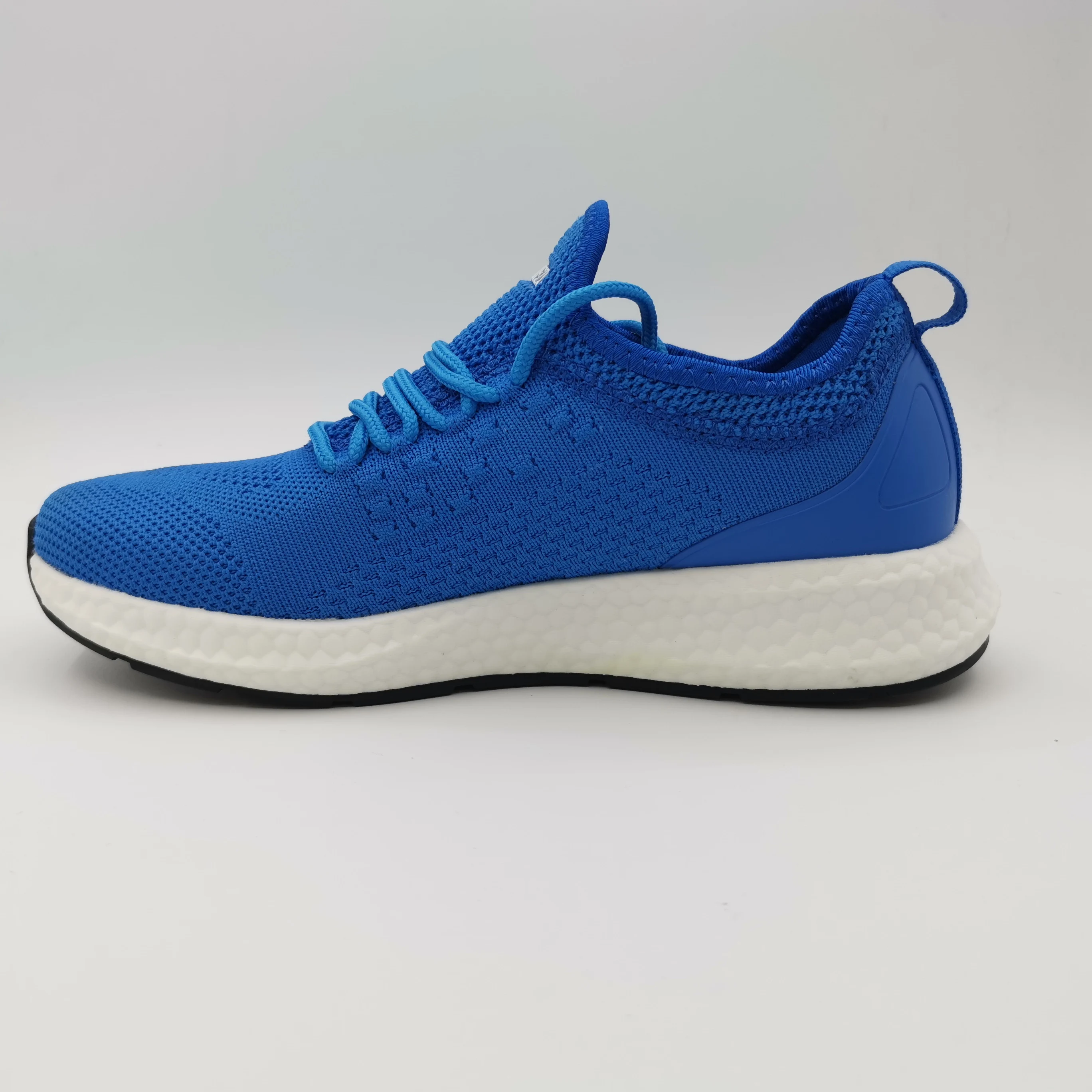 tanjun youth sneaker