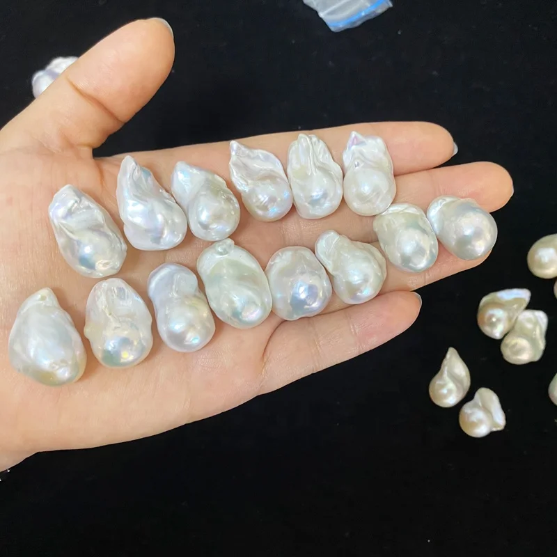 

AA Wholesale Top Quality Natural Irregular Baroque Pearls from China Zhuji Pearl Farm Natural Freshwater Pearl strand 18mm
