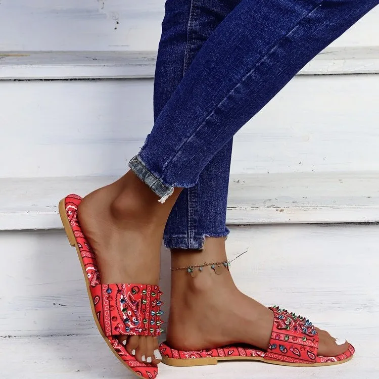 

Spring and summer fashion rivets trend new women's slippers women's shoes fasion slippers women's slippers sandles flipflops, Customized color