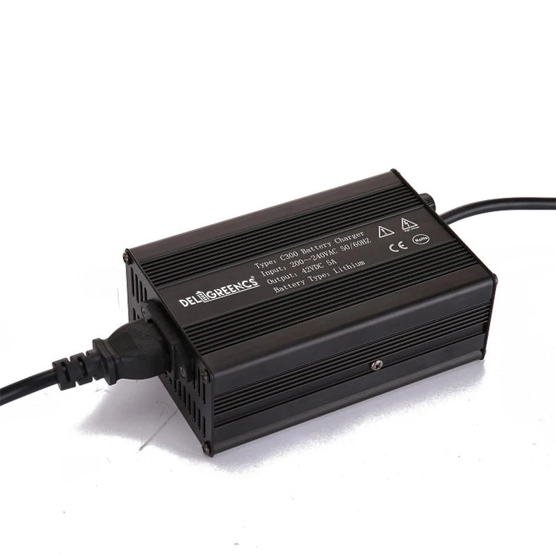 

2021 New Fast Charger J300 Automatic Efficiency Energy Save 90-264VAC 12-24V Battery Charger JEY300 for Solar Energy EV Golf Car, Black